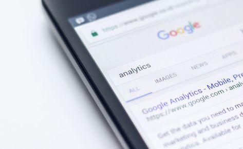 Analytics offers small business (Demo)